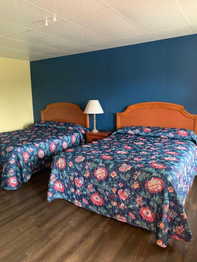 Baw Beese Inn Hillsdale Extérieur photo