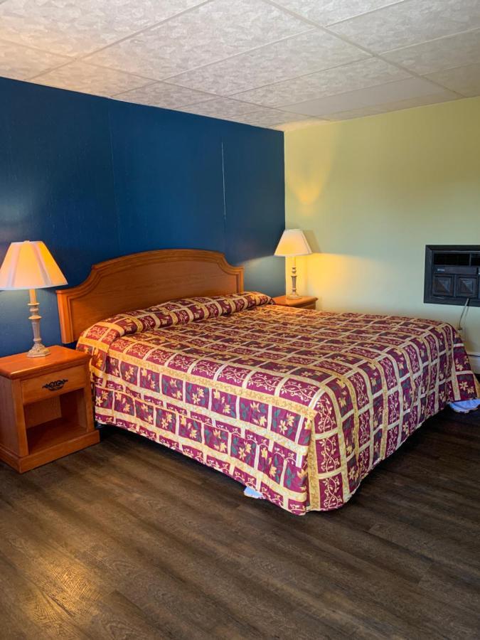 Baw Beese Inn Hillsdale Extérieur photo